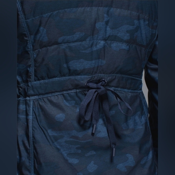 Lululemon Spring Fling Puffy Windbreaker Size 4 - Picture 4 of 9